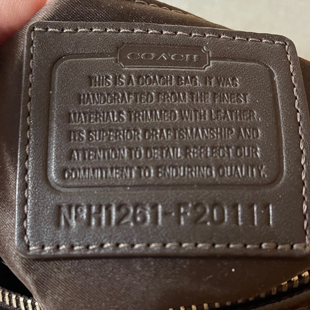 Coach Signature Brown and Cream Shoulder Bag - Picture 3 of 8